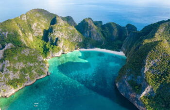 Excursion to the Phi Phi Islands from Phuket фото №1