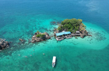 Excursion to the Phi Phi Islands from Phuket фото №1