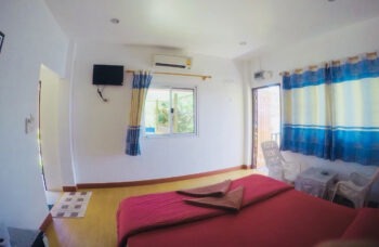 Excursion from Phuket to Racha Yai Island фото №4