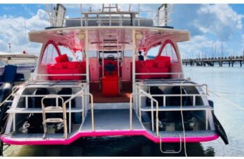 Excursion from Phuket to Racha Yai Island фото №6