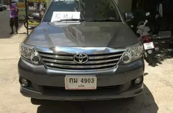 TOYOTA FORTUNER